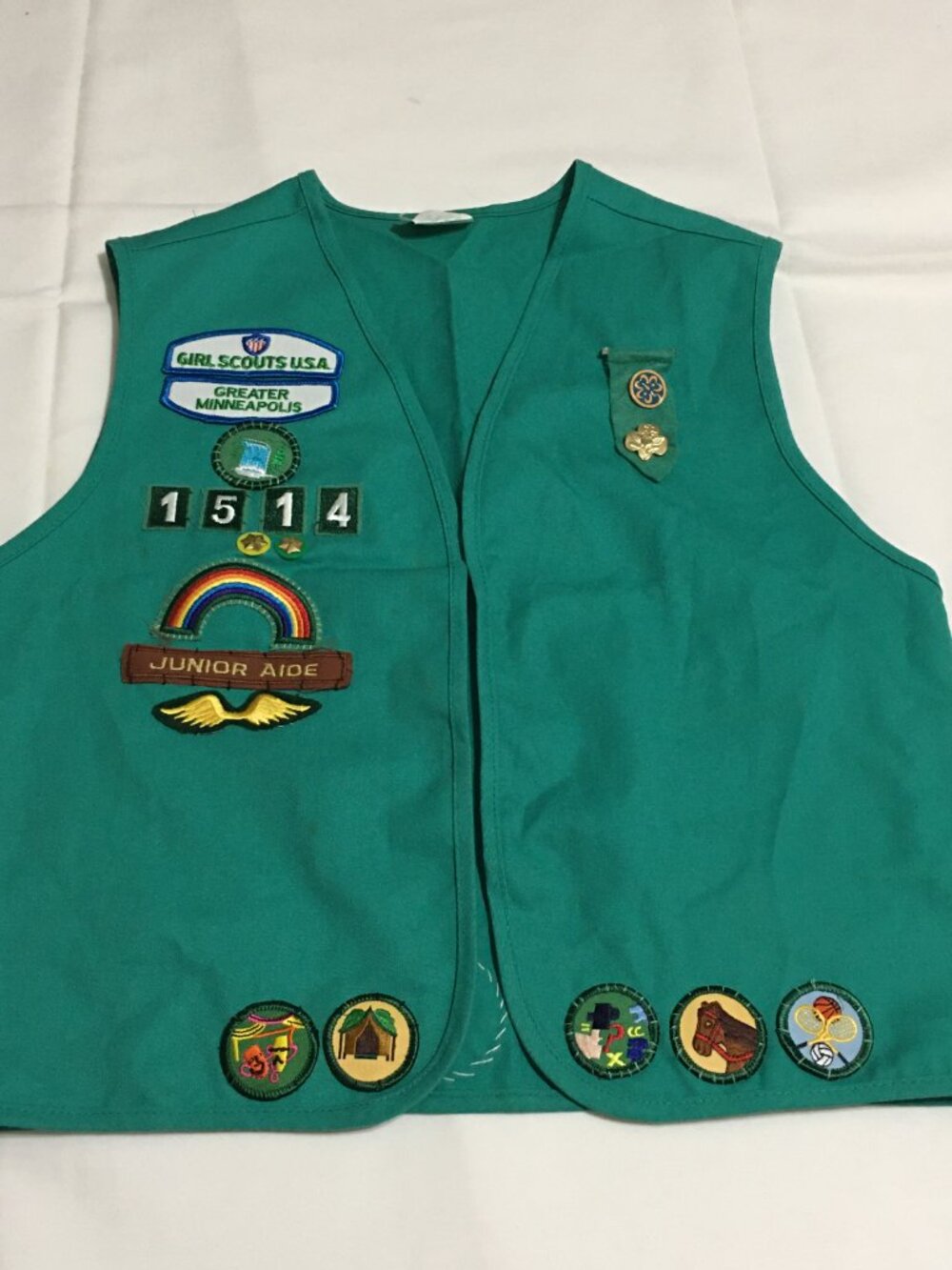 Vintage Girl Scouts Green vest Size Large Jr. Vest Patches made in USA